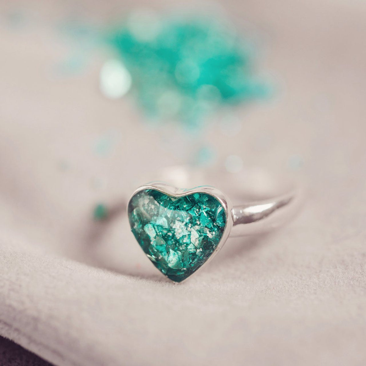 Heart on sale cremation ring