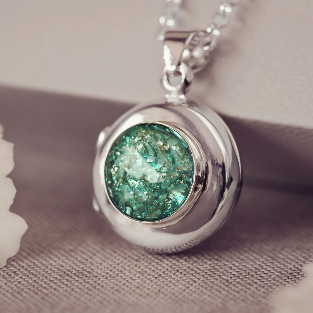 Memorial Ashes Round Locket Necklace