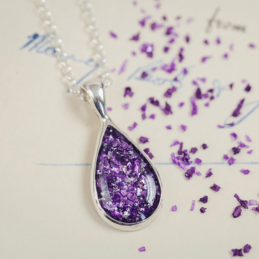 Crystal necklace store for ashes